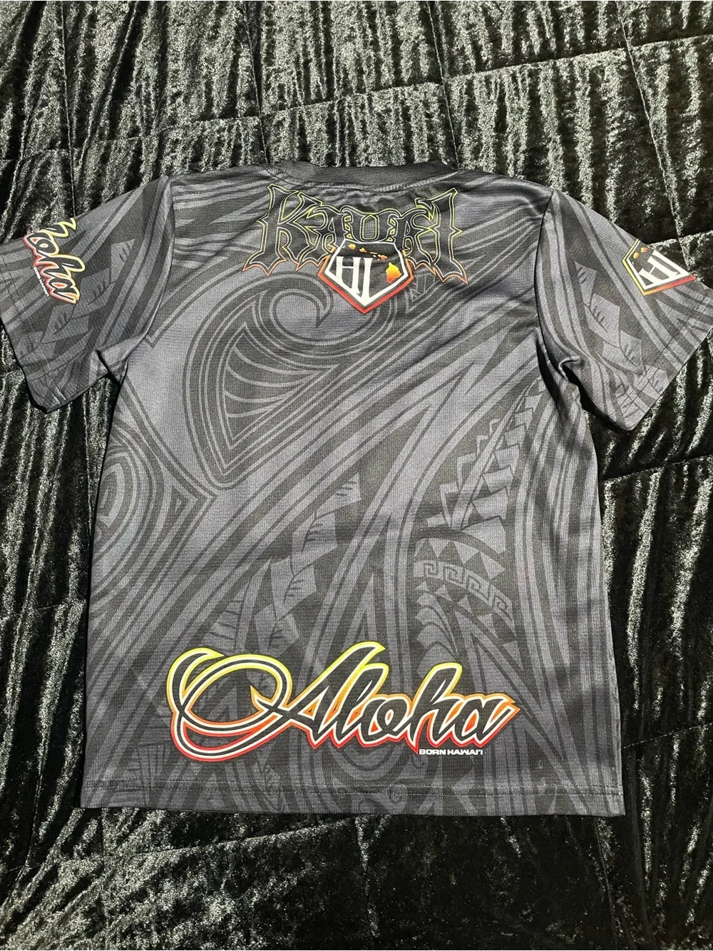 Born Hawaii Youth Kauai Dry-Fit Jersey Shirt Polynesian Tribal Black Grey